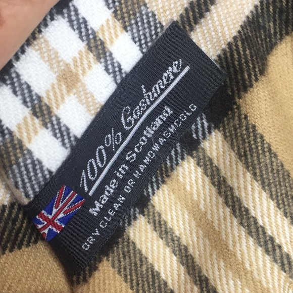 Plaid scarf, 100% cashmere, Made in Scotland, NWOT. - Picture 3 of 3